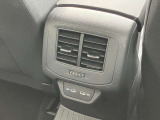 ■Volkswagen認定中古車(Das Welt Auto)とは■ ドイツ語で&ldquo;ザ・ワールドカー&rdquo;の意味を持つこのブランドは、まさに世界品質をお届けするというフォルクスワーゲンの哲学から生まれました
