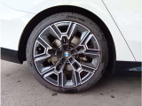 右リア 245/40R19
