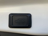 リヤゲートは電動で開閉が出来きます!週末のお買い物にも便利です!
