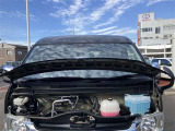 普段はあまり見ないエンジンルーム内も綺麗に仕上げています。見えないところも清潔に保ちたいですよね。