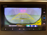 リアカメラ付で、後方をナビ画面で確認。車庫入れも安心です。もちろん、バックギアと連動しています。