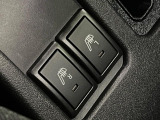 【シートヒーター】寒い日に重宝するシートヒーター!エアコンより早く温まってくれるので寒がりの人も安心ですね♪エアコンの温風は乾燥するから苦手、という方にもをおすすめです。