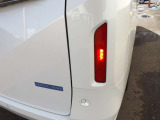 リヤフォグランプ付き。視界不良時に後続車への自車の存在を知らせます。