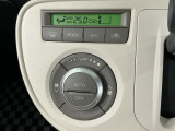 【オートエアコン】AUTOボタンを押してお好みの温度を設定!快適な室温でドライブをお楽しみいただけます♪