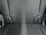 ◆ISOFIX◆シートベルトいらずでチャイルドシートと固定金具を連結するだけでガッチリ固定できます。