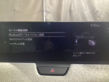 Apple Carplay・Android Auto対応!マツダ コネクト(コマンダーコントロール)でスマートフォンを操作して、通話、音楽を聴いたり、マップで目的地を調べることができます。