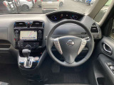 車の事分からなくても運転席に座ってみると何となく良い感じ!とかイマイチだな、とか感じます。だからこそ是非ご自身の目で手で体で実際に触れて頂きたいのです。