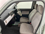 新車メーカー保証に準じた保証を1年間無償で受けられる「まごころ保証」、さらに保証を延長できる「まごころ保証プラス」「まごころ保証プラス&alpha;」をご用意しております。