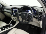 XC40 リチャージ プラグイン ハイブリッド T5 インスクリプション 