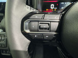 ステアリングスイッチ装備!運転しながら手元でオーディオの操作などができます。