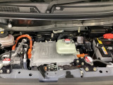ホンダスタッフがしっかり整備して保証付きにてお渡し致します。エンジンルーム&室内ルームともにクリーニング済みで清潔です。快適なドライブをお楽しみください。