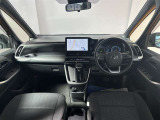 見通しのよいすっきりとした視界で、誰でも運転しやすいです。運転のしやすさは疲れにくさにも繋がりますよ♪