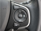 ◆アダプティブクルーズコントロール◆予め設定した車速内でクルマが自動的に加減速。前走車との適切な車間距離を維持しながら追従走行します。【LKAS】車線維持支援システムでステアリング操作を支援。