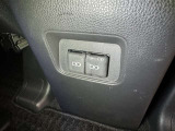 充電用USB付き。スマートフォンなどの充電に便利です。