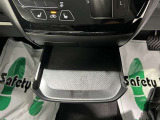 テーブル付きで便利に活用できます!