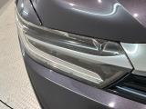 LEDヘッドライトは、点灯の瞬間から最大光量を発揮し、突然暗くなるトンネルなどでの安定感を高めます。