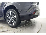 リヤスポイラーもカッコよくて後続車の視線を集めます!