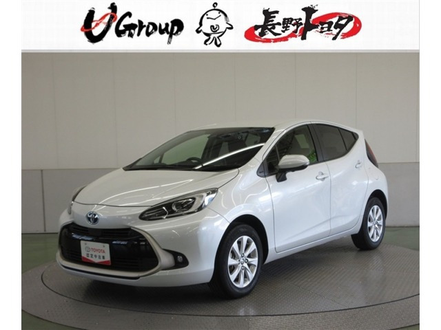 アクア  1.5 Z E-Four 4WD