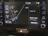 ディスプレイオーディオ装着車。ディスプレイとスマホを連携で、様々なアプリを使用できます。マップのアプリを繋げて、ナビゲーションとして使用できます。