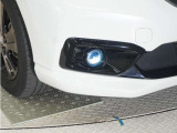 ◆フォグライト◆ 霧などの悪天候時、自車の位置を示すとともに前方や路肩が見えずらい時、近い位置をワイドに照らしてくれます