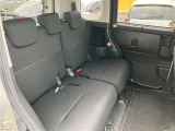 ゆとりある広々とした車内空間は、ドライブを始め買い物やレジャーなど、幅広く活躍します。一人でもみんなとでもお出かけを楽しみましょう!