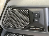 MERIDIANは英国のプレミアムオーディオブランドです。重低音から高音域までしっかりと再現でき、コンサートのような臨場感溢れる音響空間を実現します。どうぞ店頭にてご体感ください。