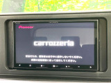【ディスプレイオーディオ】お持ちのスマホやMP3プレイヤーとの無線接続で音楽再生が可能!コードで繋ぐわずらわしさも無く、手軽にお気に入りの音楽を楽しめます。