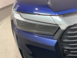 LEDヘッドライトは、点灯の瞬間から最大光量を発揮し、突然暗くなるトンネルなどでの安定感を高めます。