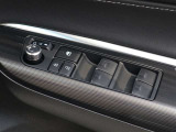 パワーウインドウを装備しております!後席ウインドゥの閉め忘れも運転席で解決できます♪