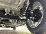 お車を安心してお乗りいただく為には、足回りの定期点検が欠かせません。サービスサポート(有償保証)では無料点検もご提供しており、安心のカーライフをお過ごしいただけるサポート体制が整っています。