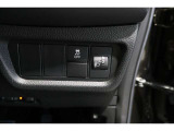 【横滑り防止装置】ドライバーの安全運転をアシストしてくれる装備が充実しています☆ドライバーの不安を安心へと変えてくれますね。