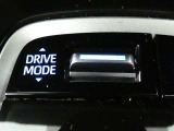 ドライブモードスイッチで走行・使用状況に合わせて走行モードを選択できます。
