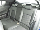 高品質カークリーニング 外装・内装、岐阜トヨペットの専門スタッフがシートもカーペットも綺麗に洗浄済み!プロの仕上げを是非ご確認ください。