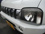 4WD/5速MT/ナビ/TV/バックカメラ/Bluetooth/電動格納ドアミラー/アルミホイール/シートヒーター/キーレス/エアコン/パワーウィンドウ/フロアマット/ドアバイザー