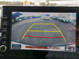 ★バックモニター★シフトレバーをRに入れると画面が切り替わります。見えにくいバック運転をサポートします♪