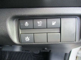 『ハンドルヒーター』寒い冬でも暖めてくれるので運転も楽々♪