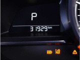 【全国登録納車可能】でございます。ご自宅や勤務先など、お客様のもとまで責任を持ってお運びいたします。