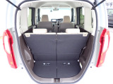 ◆定員乗車時のカーゴルームです。普段のお買い物の荷物やたくさんの収納が可能です。
