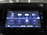 フルセグテレビ搭載。DVD・CD再生にも対応しています。