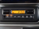 オートエアコンを装備しております!自動で調整してくれますので、車内も快適です☆