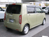 当社の優秀なスタッフがしっかり点検整備をさせていただいてからご納車いたします!さらに!ワイパーゴム、エレメント、エアクリーナーを新品交換させて頂いています!