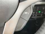 【車線逸脱抑制機能】高速道路走行時、車線からはみ出しそうな時にステアリングを制御し車線内を走行する様にアシスト。より安全な運転をサポートしてくれます!