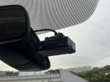 事故などのときに、証拠となるドライブレコーダー付いてます