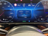 専用のコールセンターに経験豊かなオペレーターが、24時間365日待機。万一の車両トラブルなどが発生した場合、お電話一本で応急処置や車両のけん引、ドライバーや同乗者の方の移動手段手配などサポート。