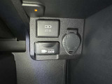 シガーソケット用の充電器が使用可能です!