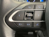 ナビゲーションに視線を移さず、ハンドルから手を離さず、運転に集中したまま手元でオーディオ操作できます♪