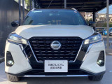 アダプティブハイビームアシスト装備。前方検知カメラで先行車や対向車のライト等を検知すると、ハイビームで走行していても自動でロービームに切り替わるので、ハイビーム走行頻度を高め、安全運転をサポート!