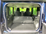 普段のお買い物や通勤、送迎等に十分な荷室スペースを確保しております。セカンドシートを倒すと、大きな荷物の積載も可能です♪