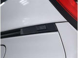 パワーバックドアスイッチ:ドアテールランプ付近左右それぞれボタンがあるので、長押しするとバックドアが開閉します!