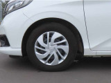 【ホンダ純正ホイールカバー付きスチールホイール】タイヤサイズは『185/65R15』残溝はフロントが残り5分山・リアが残り5〜7分山程度です。